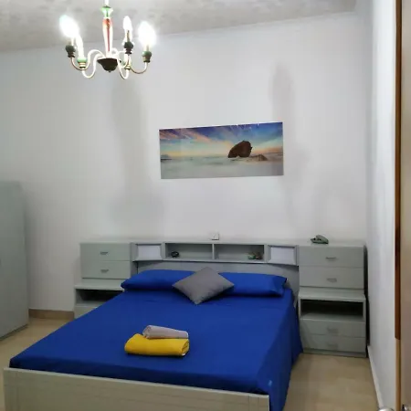 Private Bedroom In A Sea Front * St. Paul's Bay