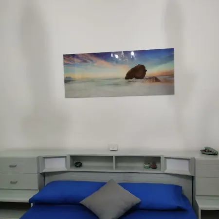 Alloggio in famiglia Private Bedroom In A Sea Front St. Paul's Bay